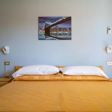 Hotel Quattropalme Торторето Экстерьер фото
