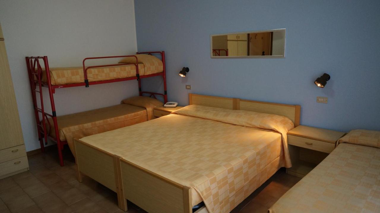 Hotel Quattropalme Торторето Экстерьер фото