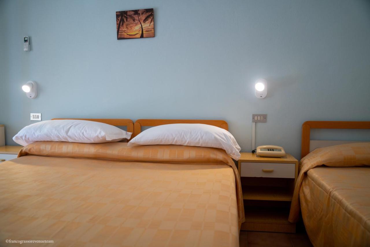 Hotel Quattropalme Торторето Экстерьер фото