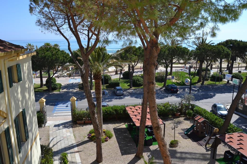 Hotel Quattropalme Торторето Экстерьер фото